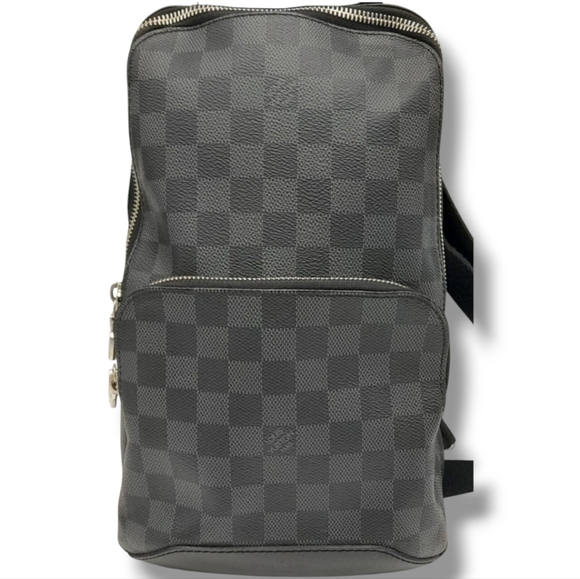 LOUIS VUITTON Avenue Damier Graphite Canvas Slingbag, Pristine EUC Sling bag - Picture 4 of 11